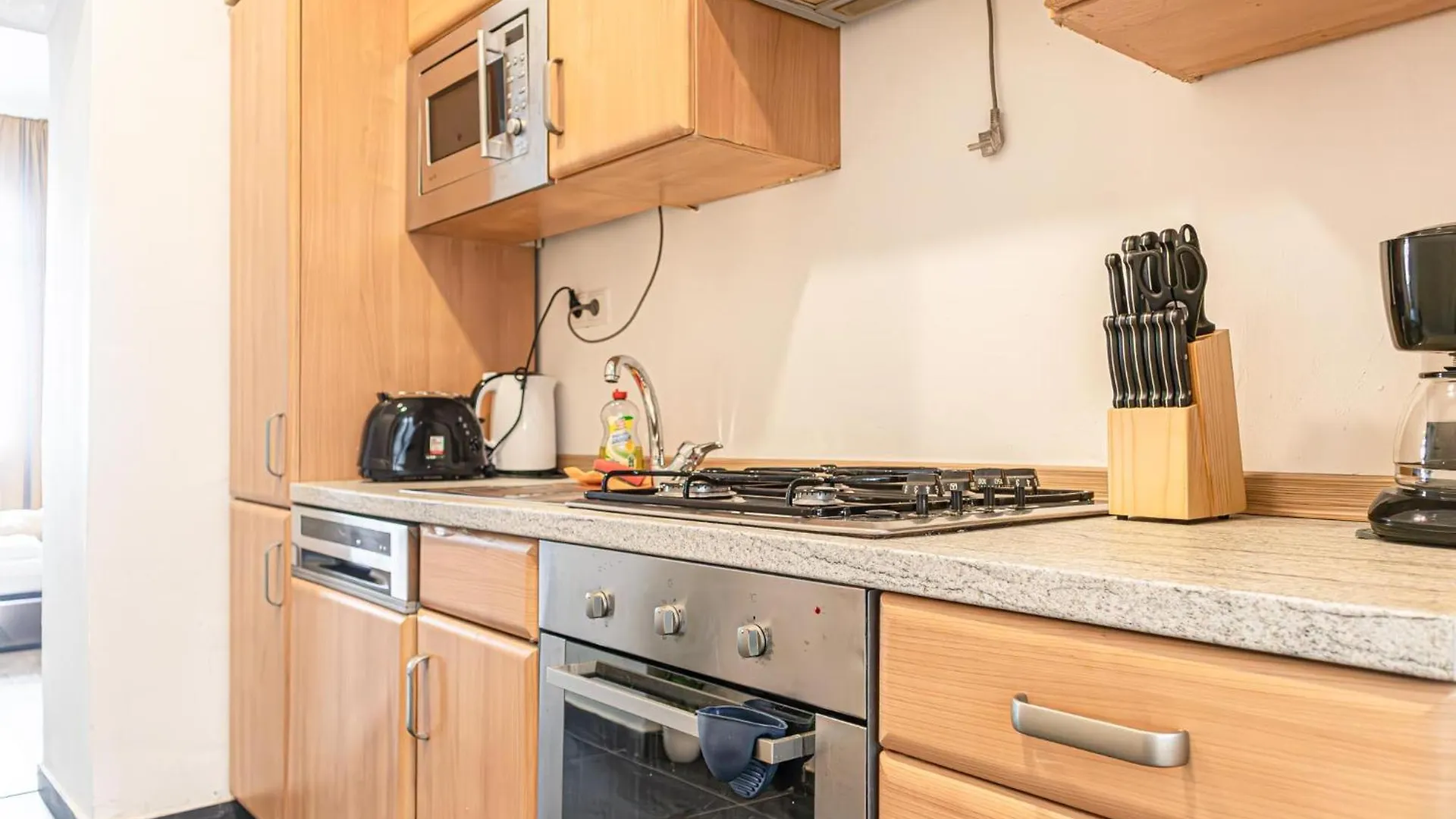 Neighboring 3 Apts.- Ideal For Families & Friends Vienna Apartment