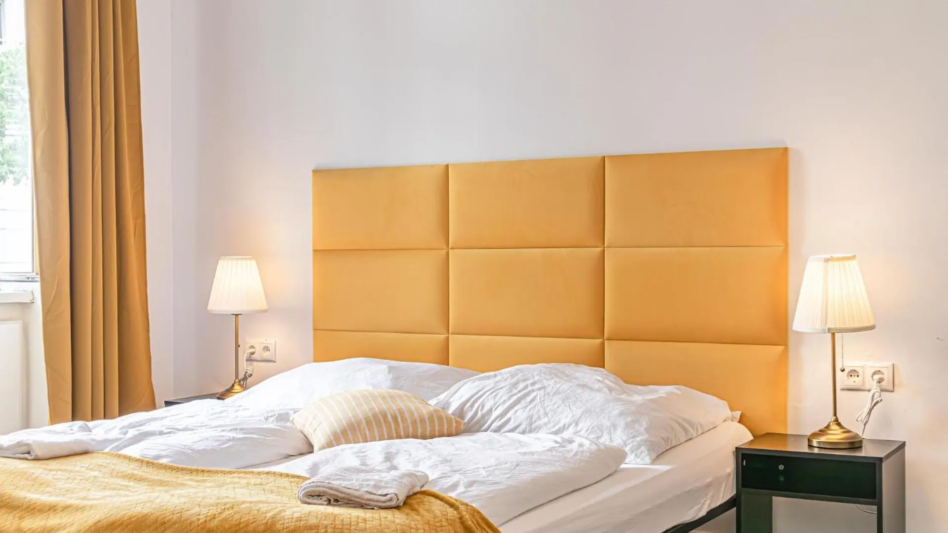 Neighboring 3 Apts.- Ideal For Families & Friends Vienna Apartment