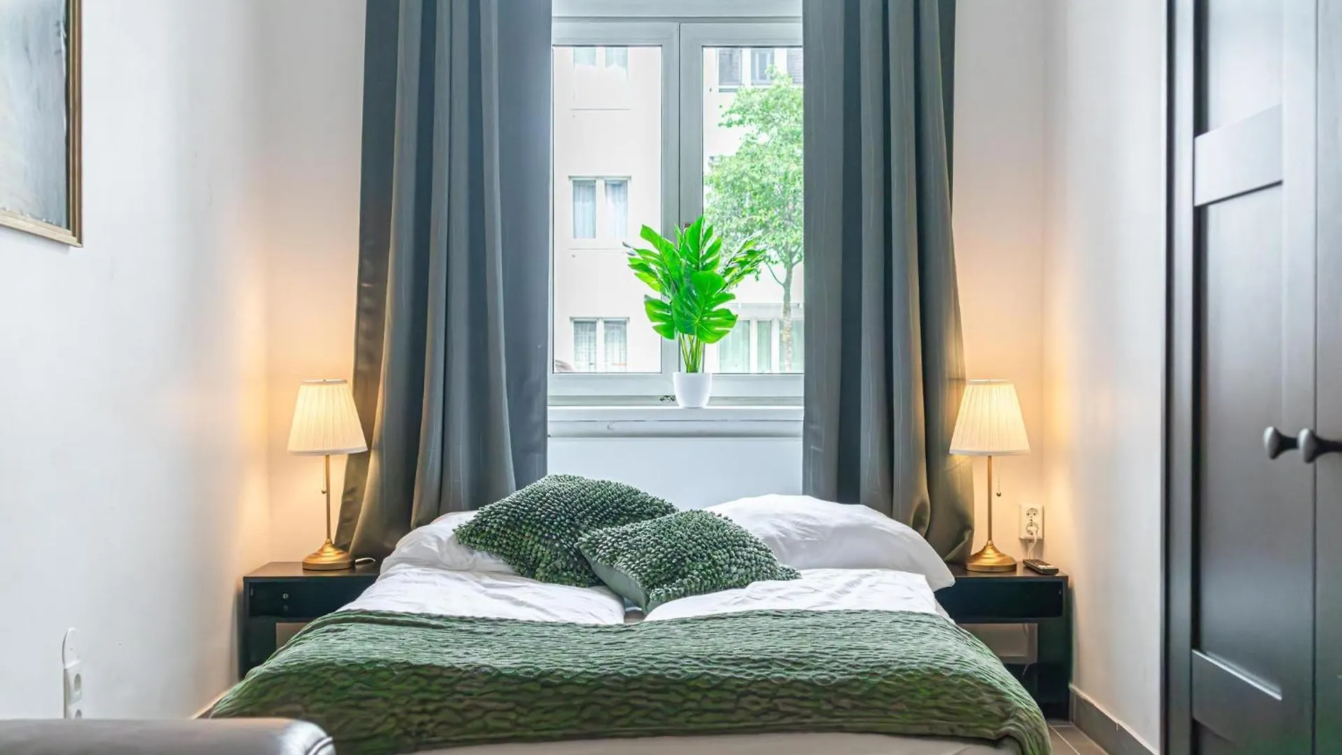Apartment Neighboring 3 Apts.- Ideal For Families & Friends Vienna