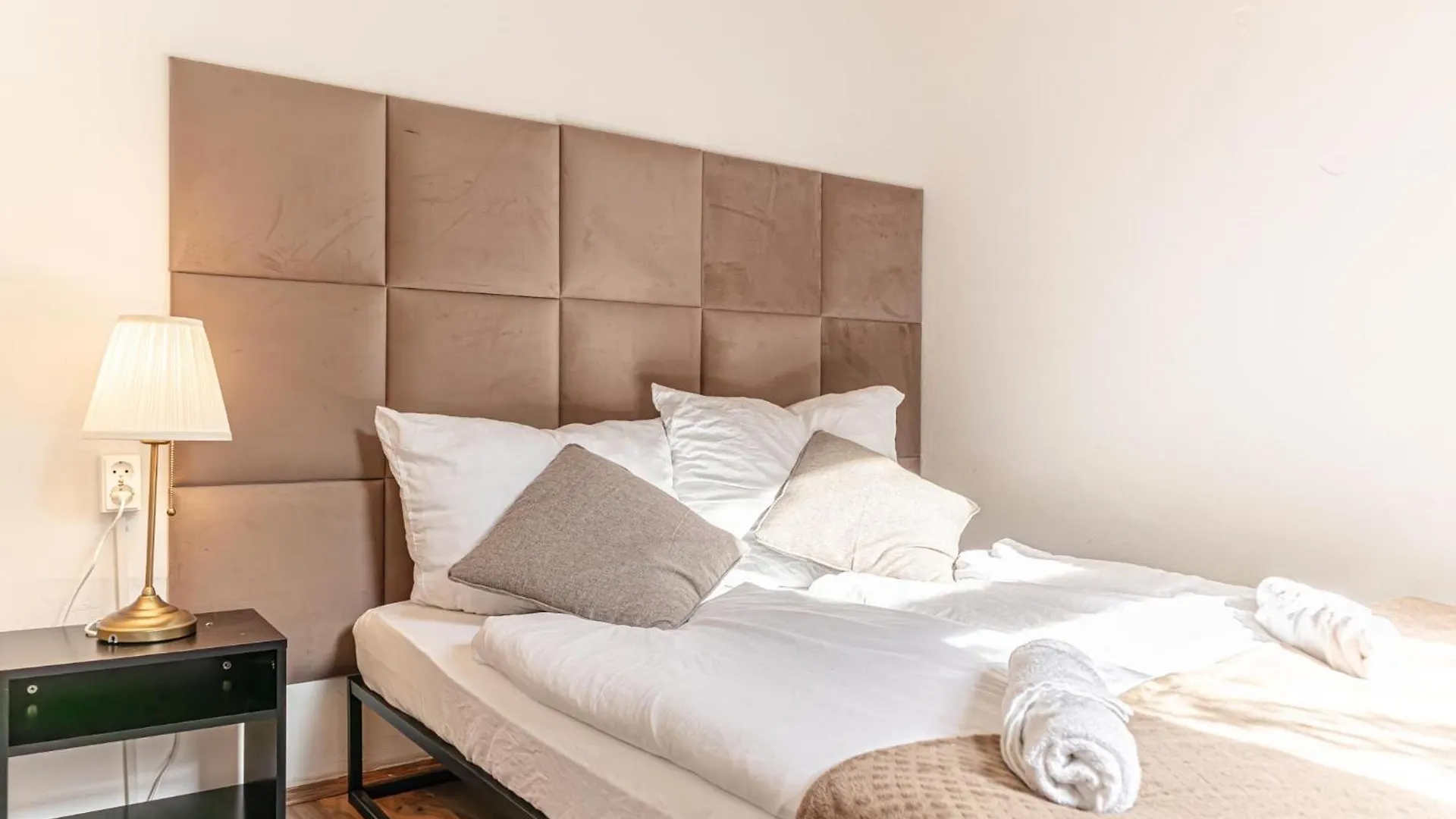 Neighboring 3 Apts.- Ideal For Families & Friends Vienna